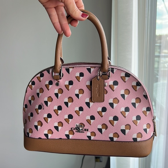 Coach bag 🥂 - Picture 6 of 9